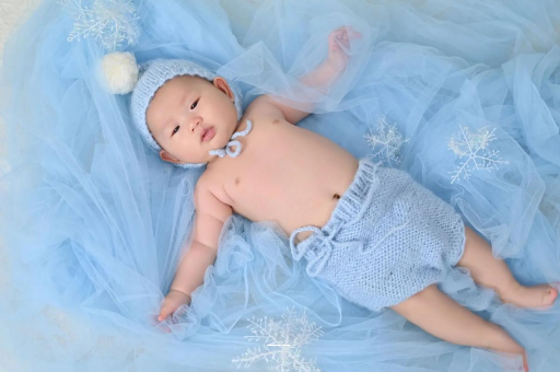 安达孕妇三个月肚子多大